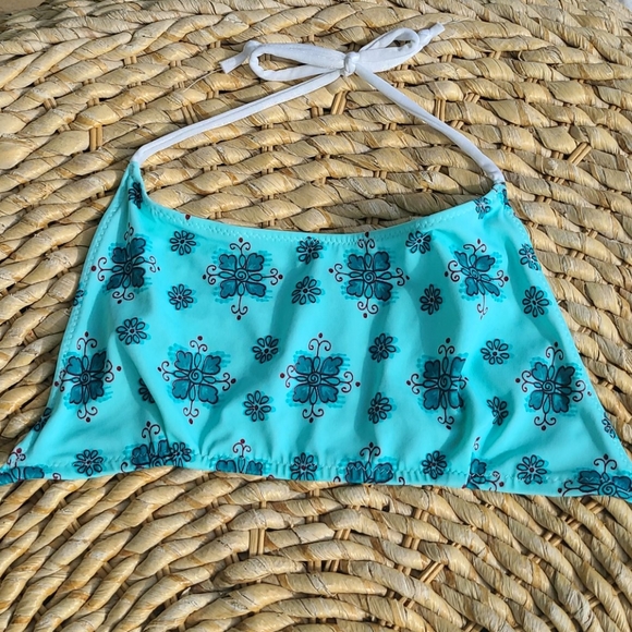 Blue top and skirt set - Picture 2 of 5